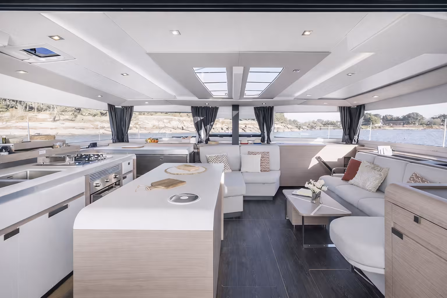 Fountaine Pajot Aura 51